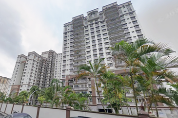 Dwi Mahkota Condominium