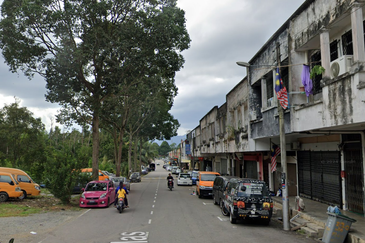 Double Storey Shop at Taman Desa Kulai For Rent Basic Unit Unblock view 