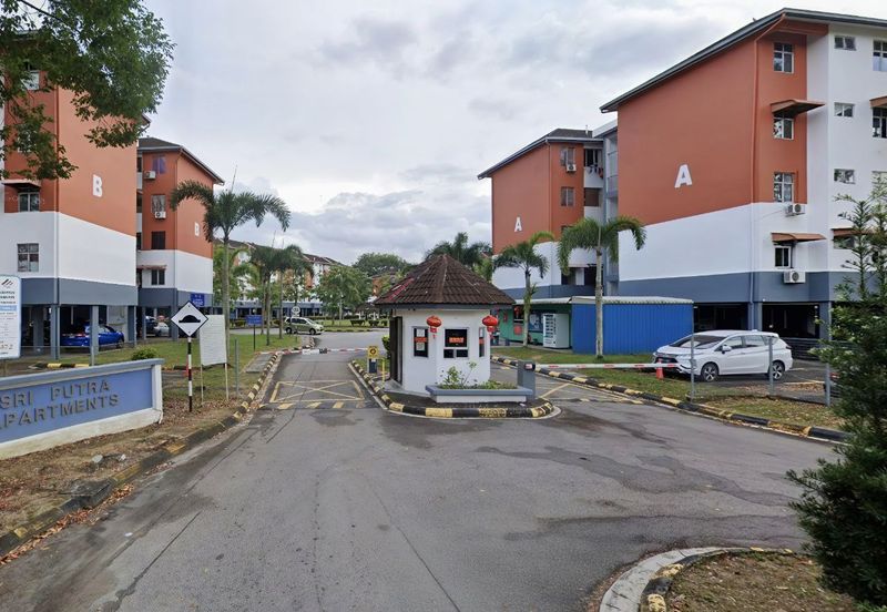 Sri Putra Apartments