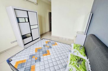 SKS Habitat Apartment, Larkin