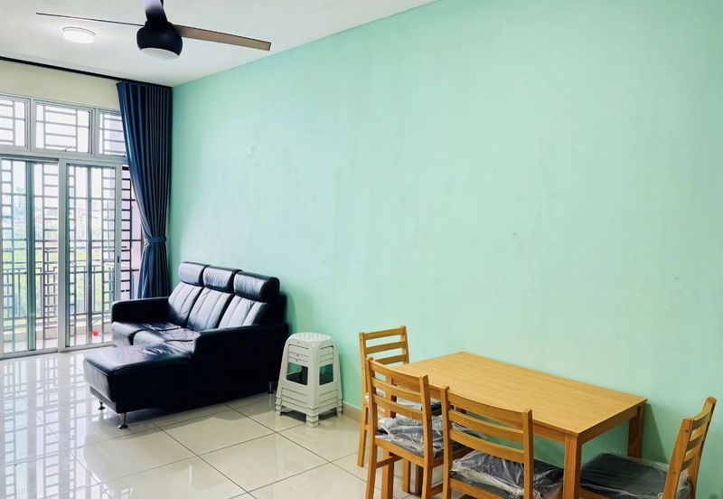 SKS Habitat Apartment, Larkin