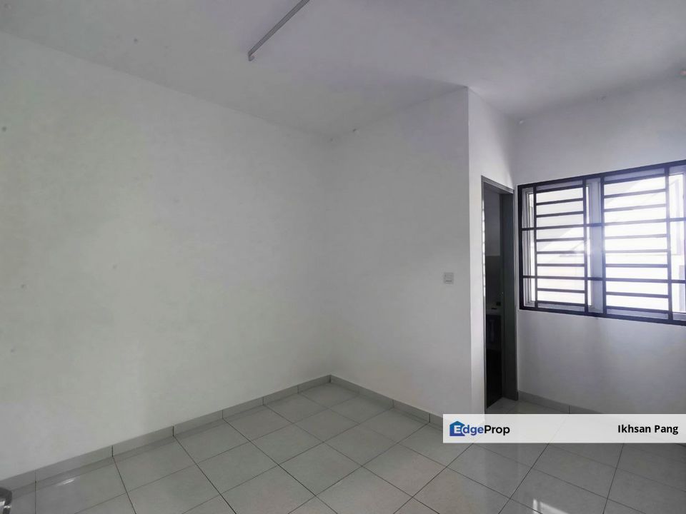 Indahpura House For Rent @ Jalan Iris, Kulai, Johor, Kulai