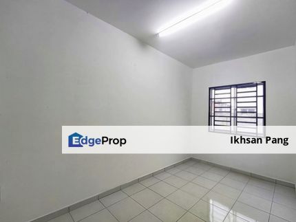 Indahpura Townhouse for Rent @ Jalan Iris, Kulai – 3 Bedrooms, Ground Floor, RM1,200, Johor, Kulai