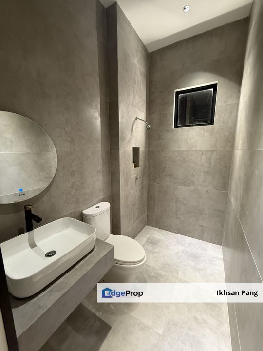 Premium Height Dato Onn 3 Bedroom Apartment For Sale Johor - RM360k, Johor, Johor Bahru