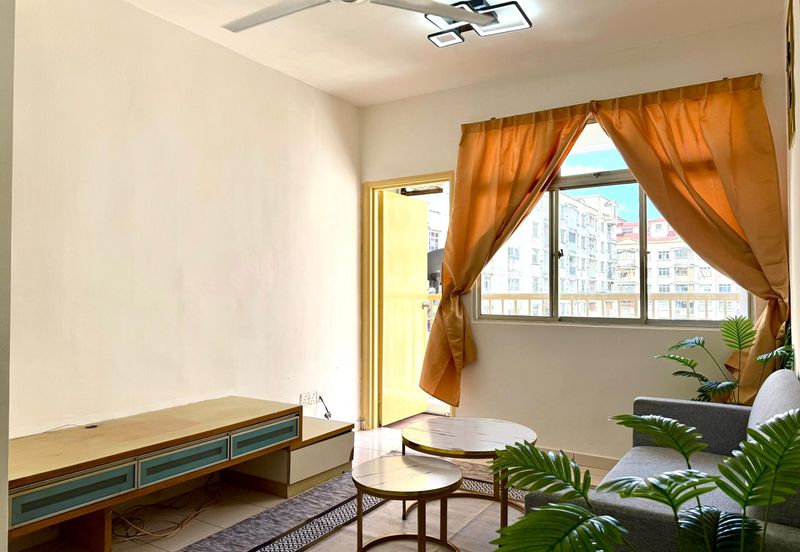 Villa Krystal, Bandar Selesa Jaya