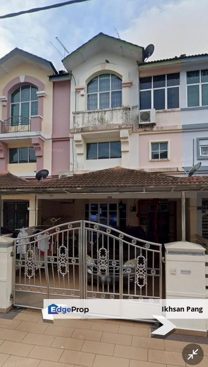 FOR SALE: Jalan Cengal, Bandar Putra Kulai- 3 Story Terrace House - Fully Furnished, Johor, Kulai