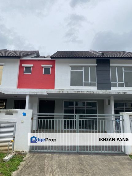 Taman Scientex (Puri Residences), Pasir Gudang - 2 1/2 Storey House For Sale, Johor, Pasir Gudang