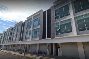 Double Storey Shop Office @ Pusat Perdagangan ION Medini 4, Iskandar Puteri - For Auction