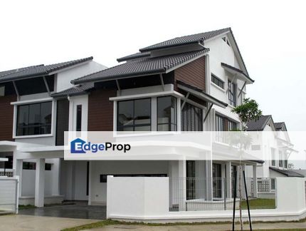Corner Extra 22 Feet Land 48x85 2Sty Free HOC, Selangor, Sepang