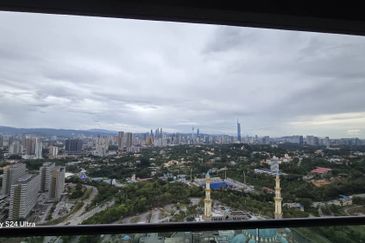 Residensi Solaris Parq