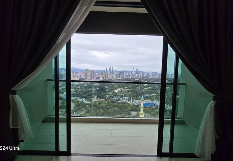 Residensi Solaris Parq