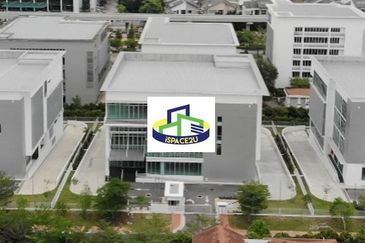 Freehold Commercial Building for Sale at Glenmarie