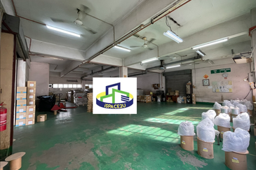Freehold Multi Storey Factory for Sale at Shah Alam