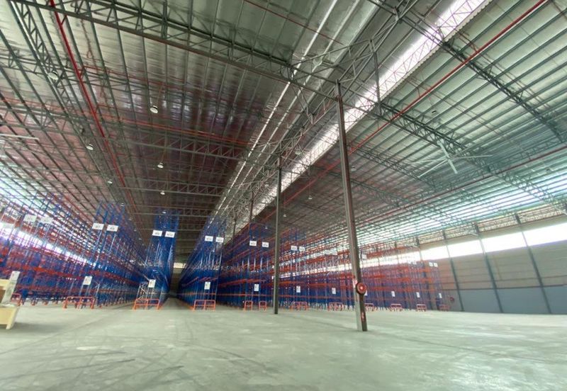 130,000 sqft Warehouse for Rent in Shah Alam