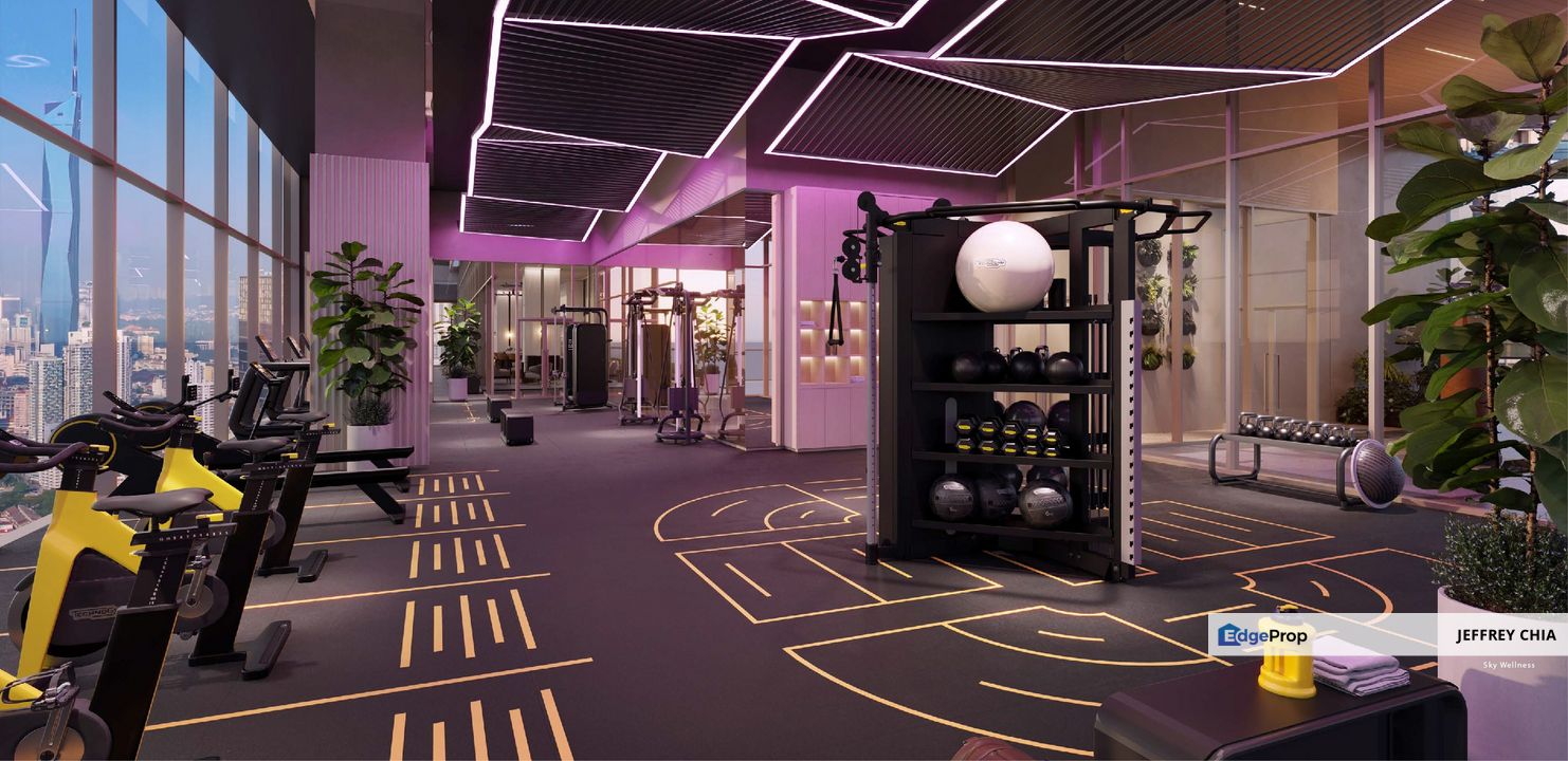 Tallest 118meter (level 67) Sky Facilities Swimming Pool at KL, Kuala Lumpur, Bukit Bintang