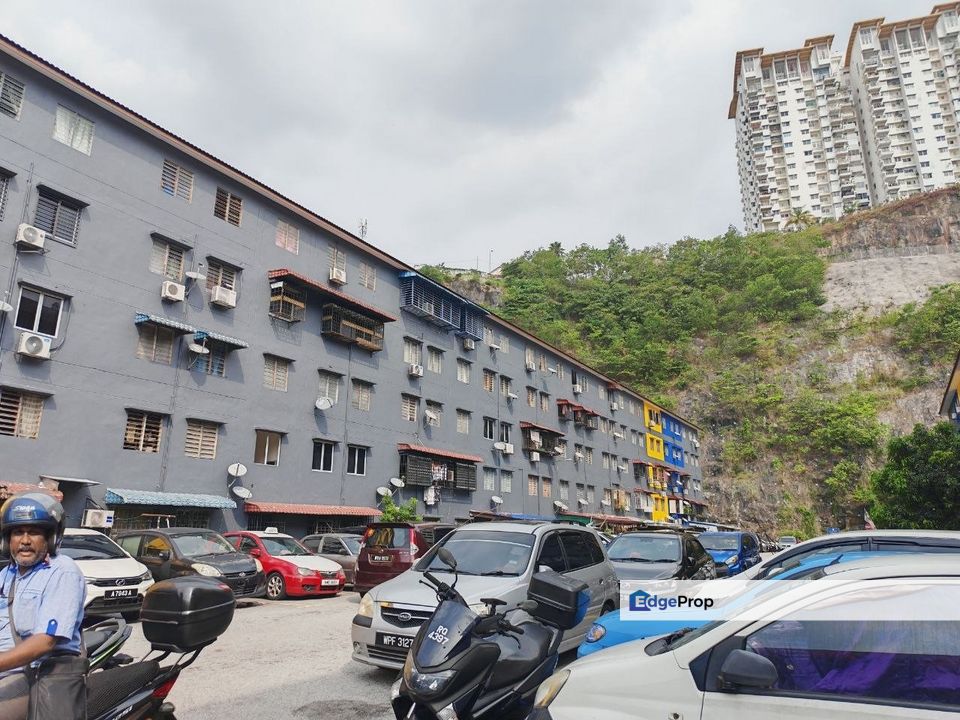 Pangsapuri Intan , Taman Bukit Permai , Selangor, Cheras