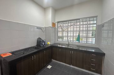 Desa View Towers Apartment