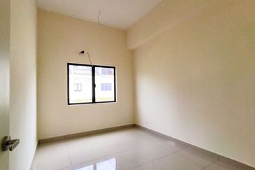 Monet Springtime @ Sunsuria City