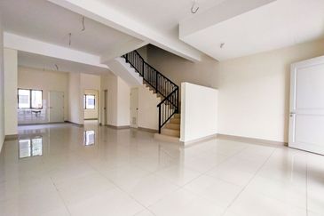 Monet Springtime @ Sunsuria City