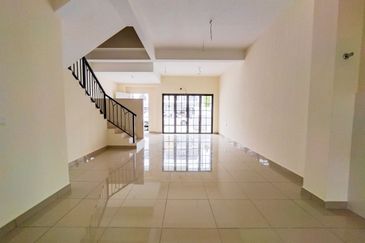 Monet Springtime @ Sunsuria City