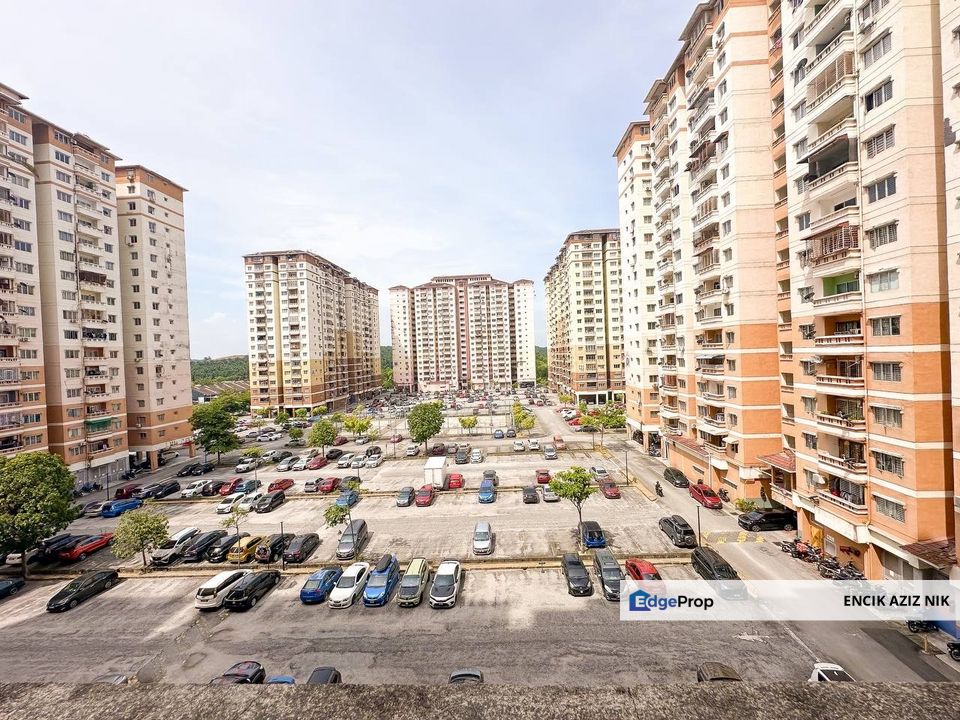 MURAH🔥CANTIK🔥 Apartment Laguna Biru Fasa 1 Tasik Biru Kundang, Selangor, Rawang