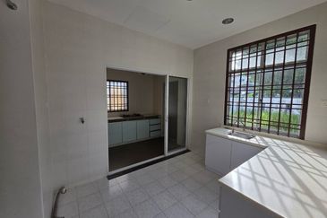 Jalan Nusa Jaya Mas 1/4