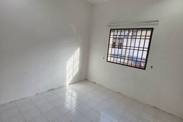 Jalan Nusa Jaya Mas 1/4