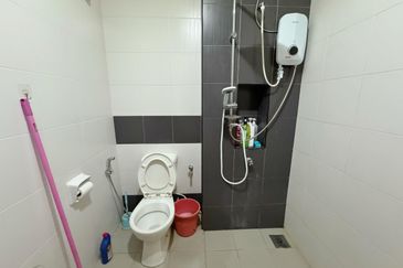 Jalan Seri Austin 6/11