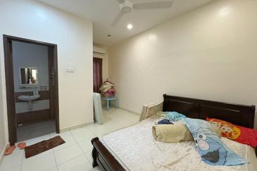 Jalan Seri Austin 6/11