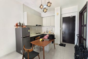 Baypoint @ Country Garden Danga Bay