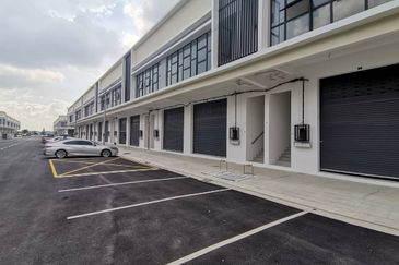 Taman Industry Jaya, Selesa Jaya @ 1.5-storey Corner Lot Terrace Factory