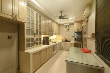 Taman Austin Perdana