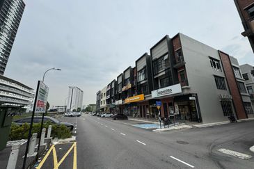 Livistonia Square @ Setia Tropika 