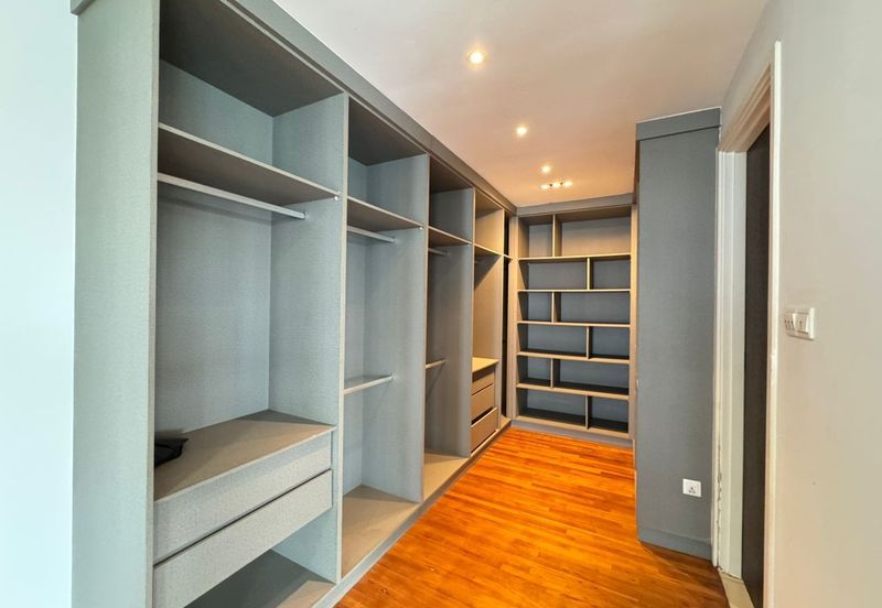 Isola Villa @ Senibong Cove