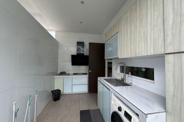 Isola Villa @ Senibong Cove