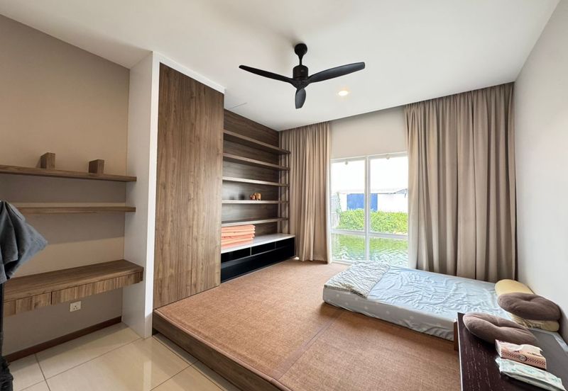 Isola Villa @ Senibong Cove