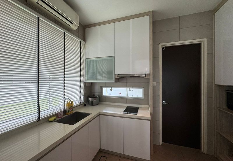 Isola Villa @ Senibong Cove