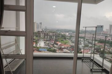 The Pinnacles (Pinnacle Tower)