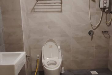 The Pinnacles (Pinnacle Tower)