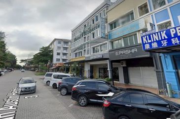 Jalan Austin Heights