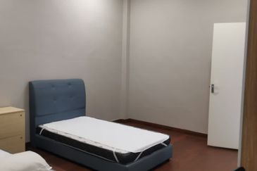 Jalan Ismail @ Renovated 1-storey Bungalow House