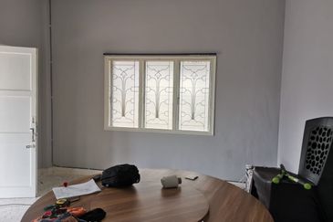 Jalan Ismail @ Renovated 1-storey Bungalow House