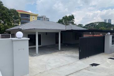 Jalan Ismail @ Renovated 1-storey Bungalow House