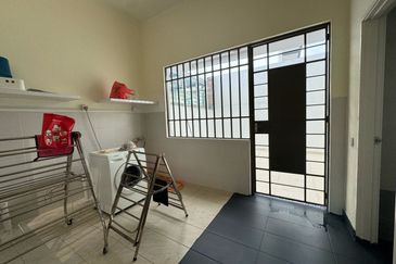 Horizon Hills @ Fully Furnished 2-storey Bungalow House