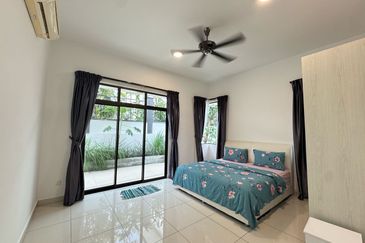 Horizon Hills @ Fully Furnished 2-storey Bungalow House