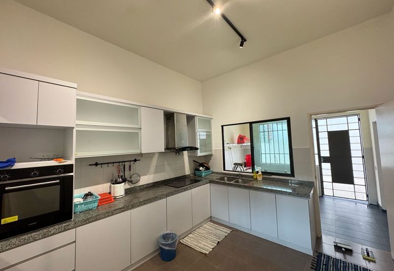 Horizon Hills @ Fully Furnished 2-storey Bungalow House