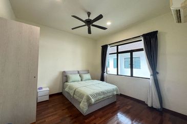 Horizon Hills @ Fully Furnished 2-storey Bungalow House