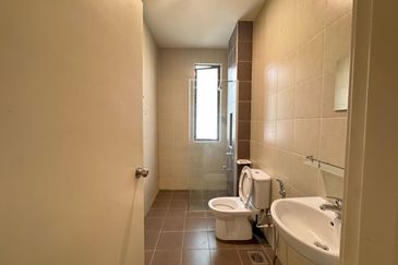 Horizon Hills @ Fully Furnished 2-storey Bungalow House