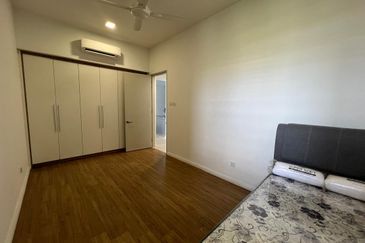 The WaterEdge Residences