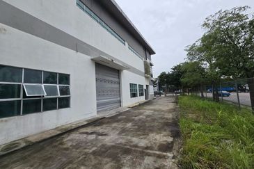 Jalan Persiaran Maju Cemerlang, Ulu Tiram @ 2-storey Semi-D Factory